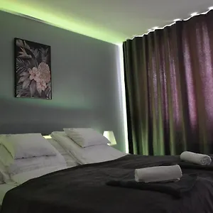 Bed & Breakfast Fonix Design, Debrecen