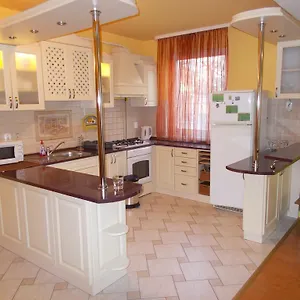  Apartament Lara